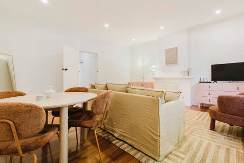 Salmon Calm - Trendy Velvet Allure By Albert Park - Accommodation Tasmania 3
