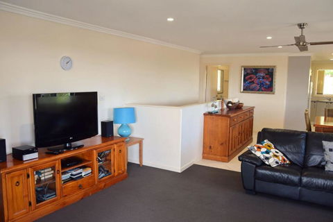 Salty Kisses - Bring Your Own Linen. - Accommodation Tasmania 3