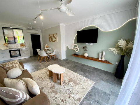 San Antone Luxury In The CBD - Accommodation Tasmania 0