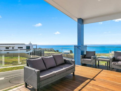 San Freemo - Accommodation Tasmania 0