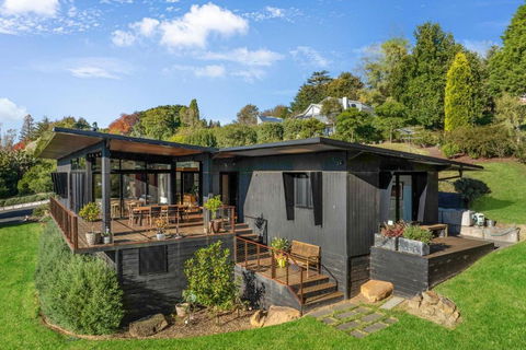 Sanctuaire, Southern Highlands - Accommodation Tasmania 0