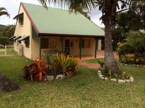 Sand Piper Cottage Rainbow Beach - Accommodation Tasmania 0