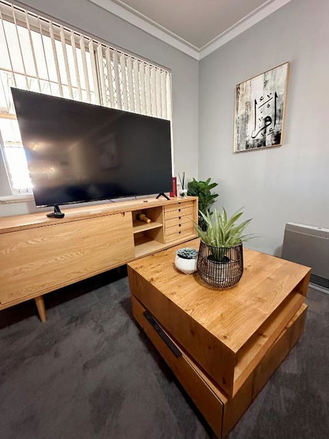 Rockingham Palace - Accommodation Tasmania 2