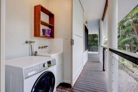 Sandalwood - Accommodation Tasmania 1