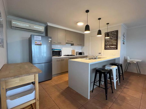 Sandcastle - A Esplanade Place, Stunning Views - Accommodation Tasmania 0