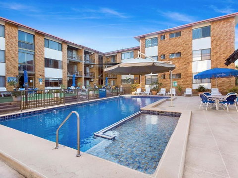 Sandcastles Holiday Apartments - Accommodation Tasmania 0