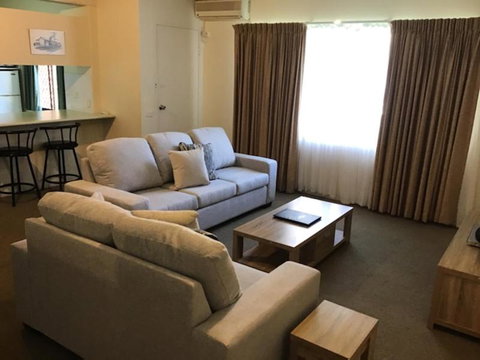 Sandcastles Holiday Apartments - Accommodation Tasmania 1