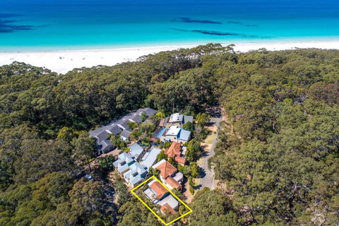 Sandpiper, Hyams Beach - Accommodation Tasmania 1