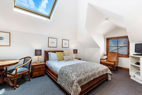 Sandstone Suites - In The Heart Of Port Fairy - Accommodation Tasmania 2