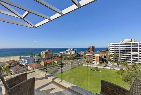 Sandy Cove Apartment The Entrance 31 - Accommodation Tasmania 1