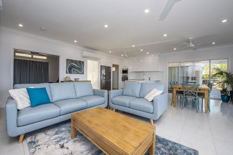 Sandy Decks - Accommodation Tasmania 3
