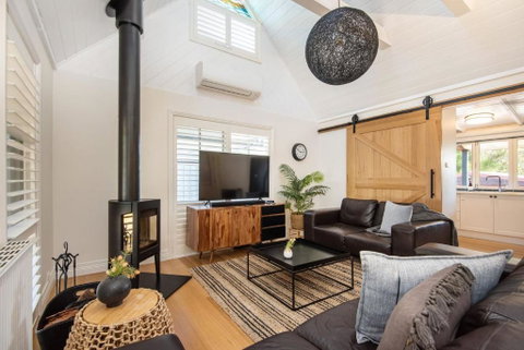 Somers Pool Park And Beach Retreat - Accommodation Tasmania 1