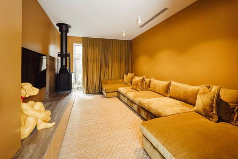 SORRENTO ViLLA HOLLYWOOD - Accommodation Tasmania 3