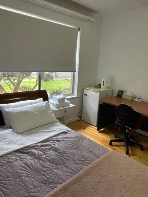 Spacious Beautiful Room - Accommodation Tasmania 0
