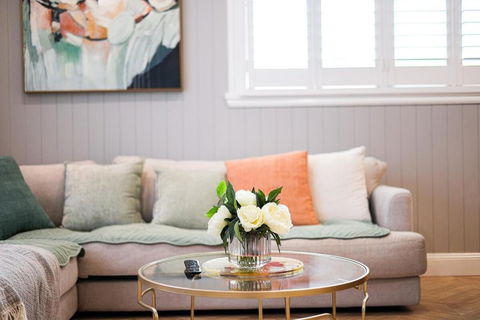 StayAU Spacious 4BR Family Home In Surrey Hills - Accommodation Tasmania 3