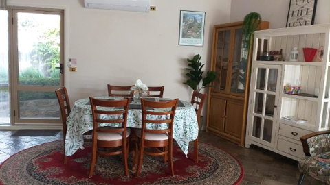 Sweet Holiday Home By The Golf Course - Accommodation Tasmania 2
