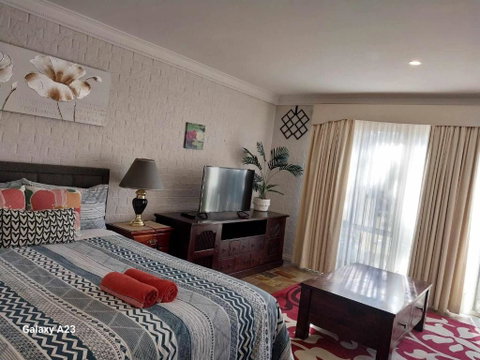 Sweet Home By The Golf Course - Accommodation Tasmania 3