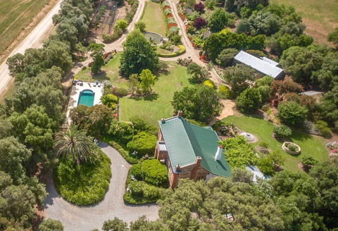 The Garden Cottage At The Olives - Accommodation Tasmania 3