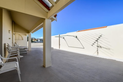 Beachport Apartments - Accommodation Tasmania 2