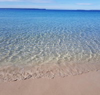 Beachside Husky Waterfront Cabin - Accommodation Tasmania