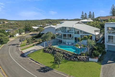 Beachside Luxury, Sunrise Beach - Accommodation Tasmania 0