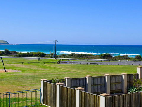 Beachside Retreat - Accommodation Tasmania 0