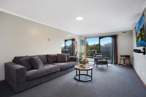 Beacon Point House - Accommodation Tasmania 2