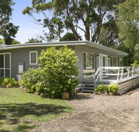BEAUTY AND THE PEACE - INLET SIDE - Accommodation Tasmania