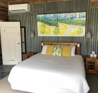 Bed in a Shed Vineyard Stay - Accommodation Tasmania