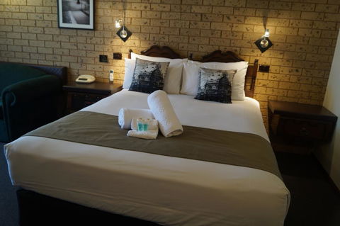 Belltower Motor Inn - Accommodation Tasmania 2