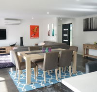 Ben's Place - modern  convenient - Accommodation Tasmania
