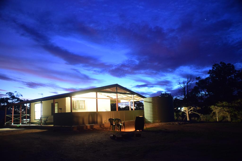 Moockra ACT Accommodation Tasmania