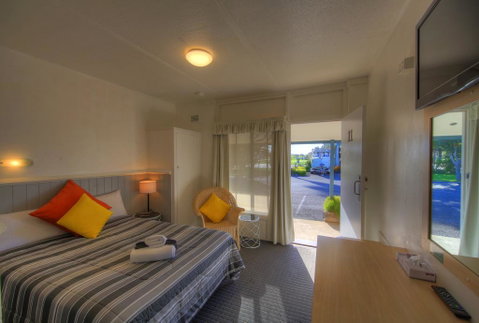Bermagui Motor Inn - Accommodation Tasmania 2