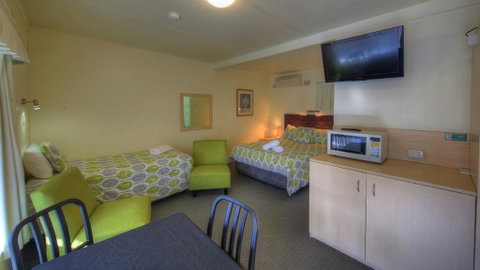 Bermagui Motor Inn - Accommodation Tasmania 1