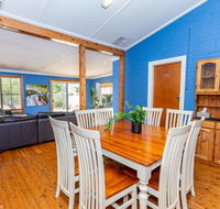 Best Central House - SLEEPS 11  - Accommodation Tasmania