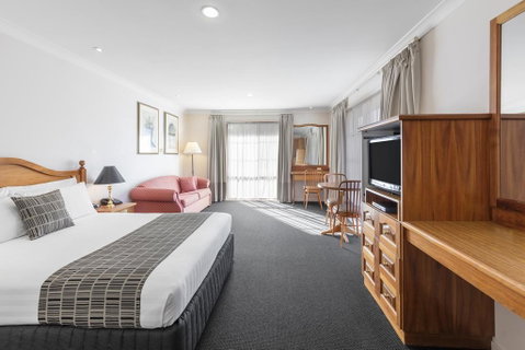 Best Western Ambassador Motor Inn & Apartments - Accommodation Tasmania 0