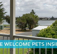 Big Stylish House with River Views Games Room  WiFI - Accommodation Tasmania