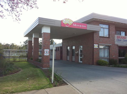 Big Valley Lakeside Paradise Motor Inn - Accommodation Tasmania 0