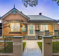 Blue Door Apartments Heritage Charm in CBD - Accommodation Tasmania