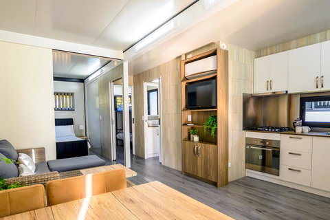 Blue Sapphire Village - Accommodation Tasmania 2