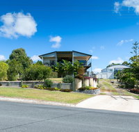 Blue Water Retreat - Upstairs  Downstairs - Accommodation Tasmania