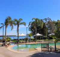 Bluewater Executive Villa in Raffertys Resort - Accommodation Tasmania