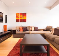 Bold modern 1 bed 10 mins from the city - Accommodation Tasmania