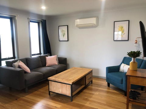 The Weekender - Accommodation Tasmania 1