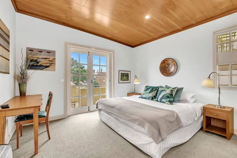 Time And Tide Beach Cottage On The Esplanade - Accommodation Tasmania 3