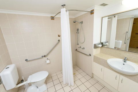 Wild Scotsman Motor Inn Gin Gin QLD - Accommodation Tasmania 2