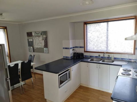 WI -FI- Netflix- Super Comfy 3 Bedroom Home With Massive 21Metre Driveway Space For Boat Or Caravan - Accommodation Tasmania 3