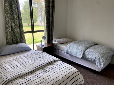 Wings Field - Relaxing Family Farm Stay - Accommodation Tasmania 1