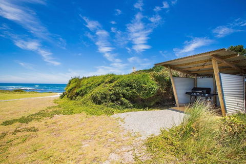 Wytonia Beachfront Accommodation - Accommodation Tasmania 2