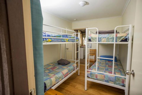 YHA Pittwater Eco, Sydney - Accommodation Tasmania 1